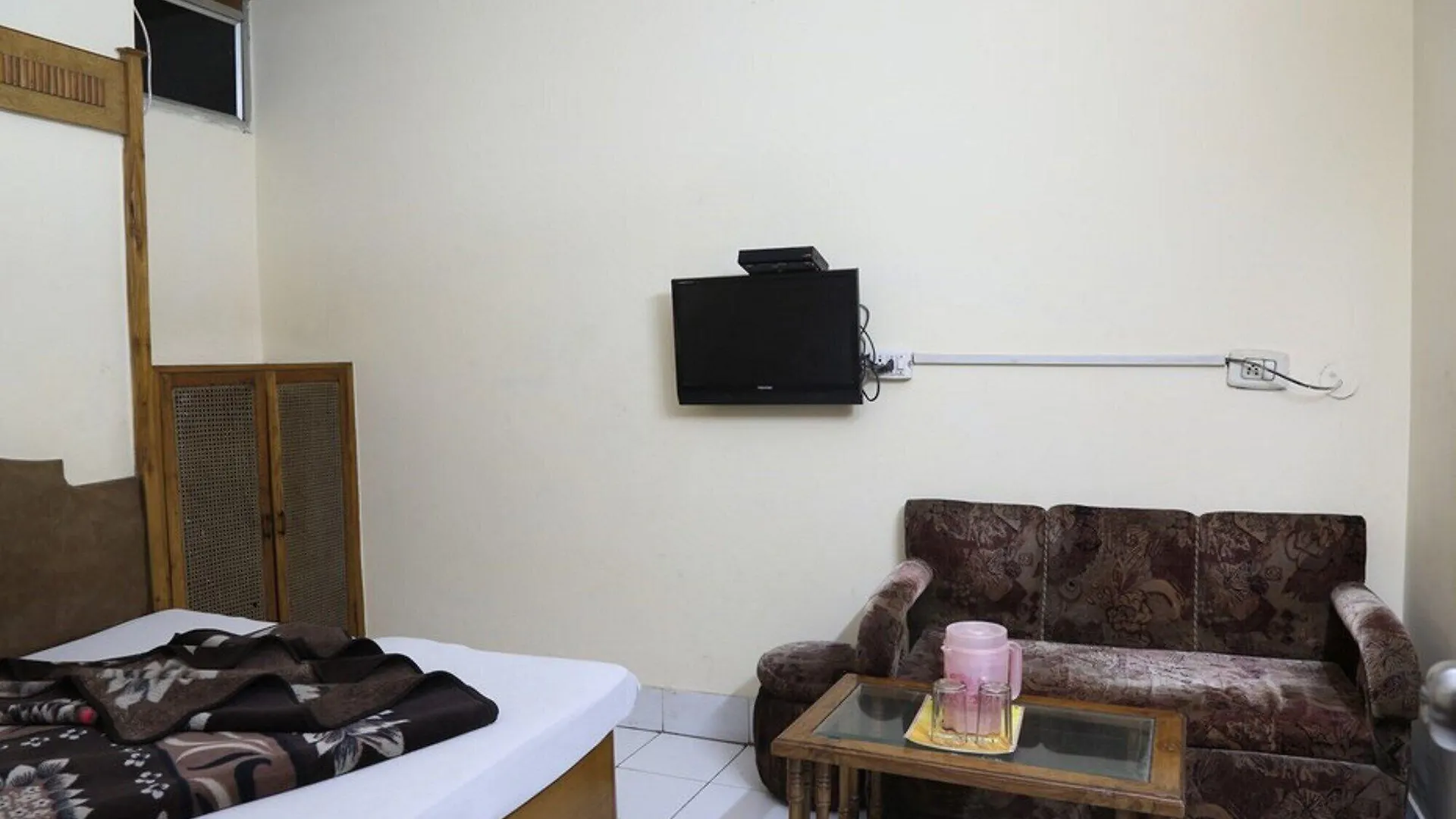 Hotel Delhi Regency