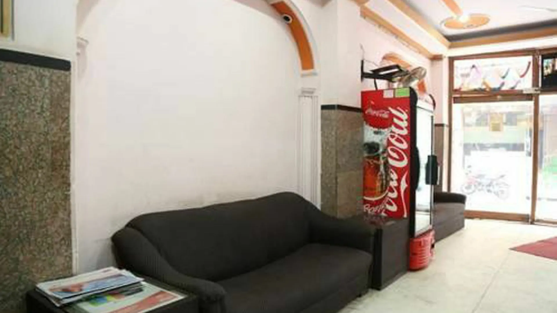 Hotel Delhi Regency